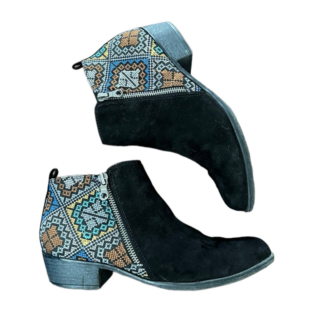 Indigo Road Cain2 Women Faux Suede Ankle Boots Black Embroidered Size 8